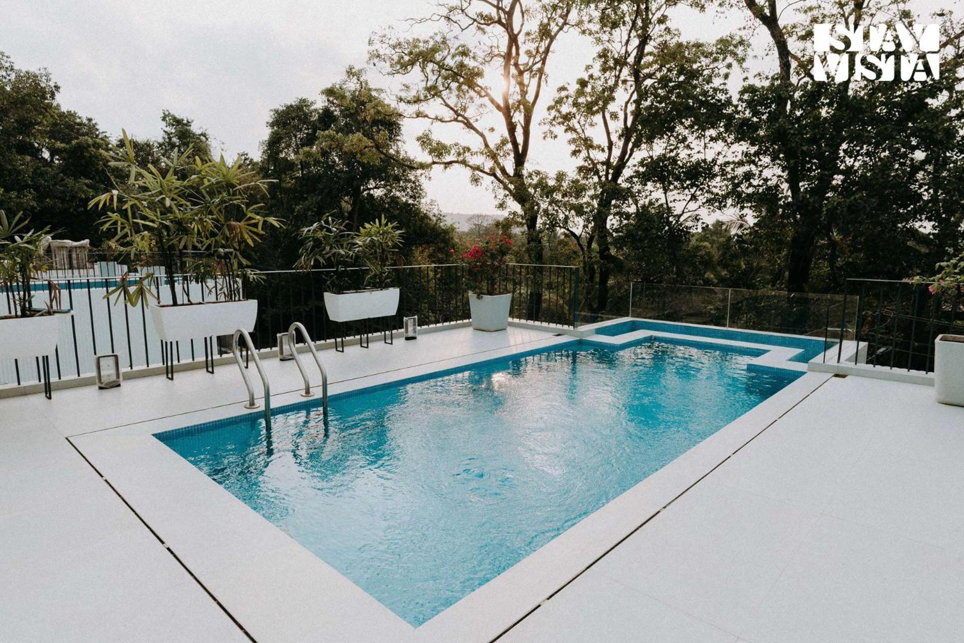 Stayvista At Tellado Bellagio With Infinity Pool Siolim Exteriör bild